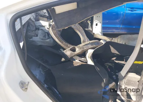 2015 Dodge Charger Srt Hellcat z USA, uszkodzony, nr VIN 2C3CDXL9XFH787696